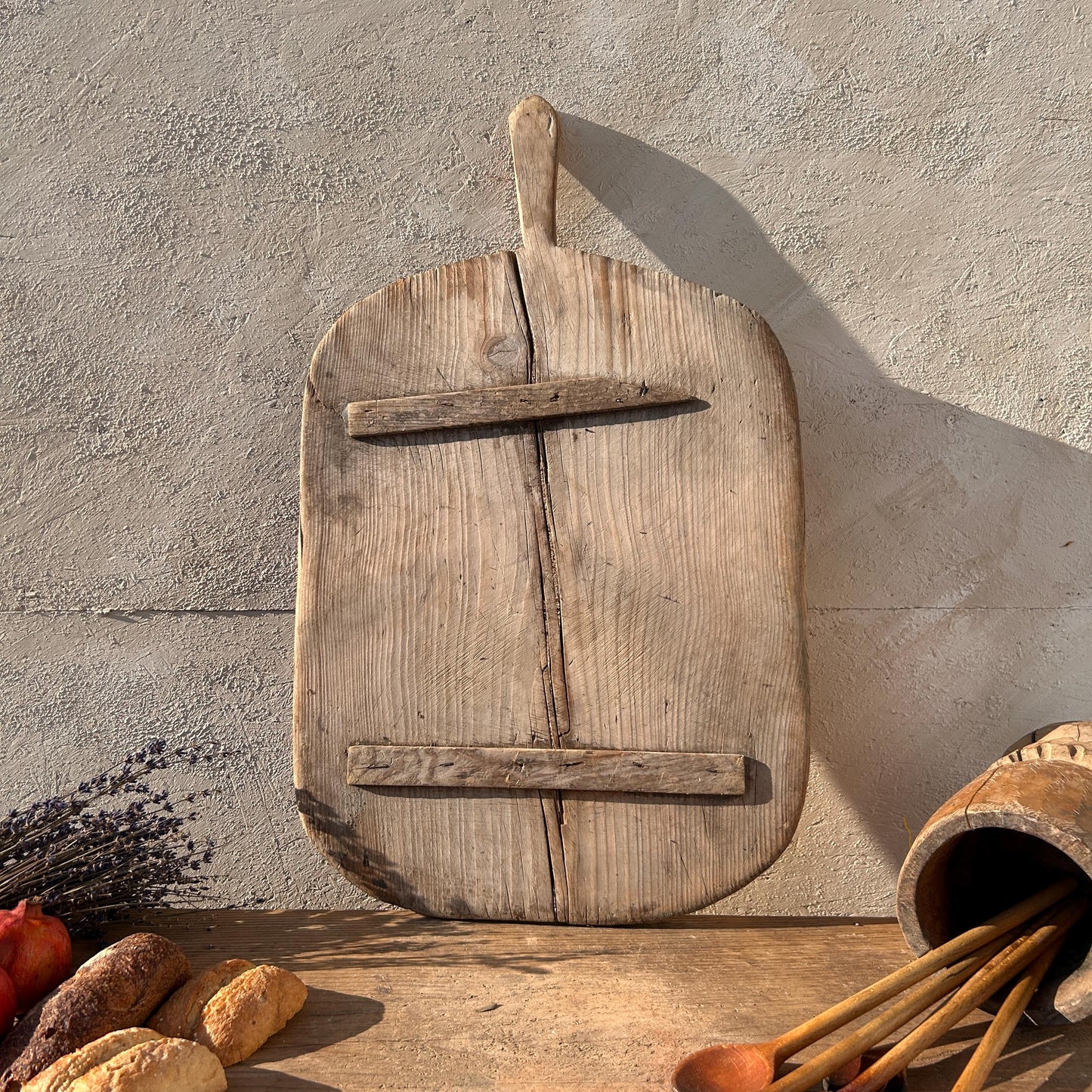 Vintage bread board, bread board, vintage cutting board, antique bread board,  antique cutting board, cutting board, primitive cutting board,  france bread board, antique butcher block, wabi sabi, vintage serving tray, old butcher block, cheese board