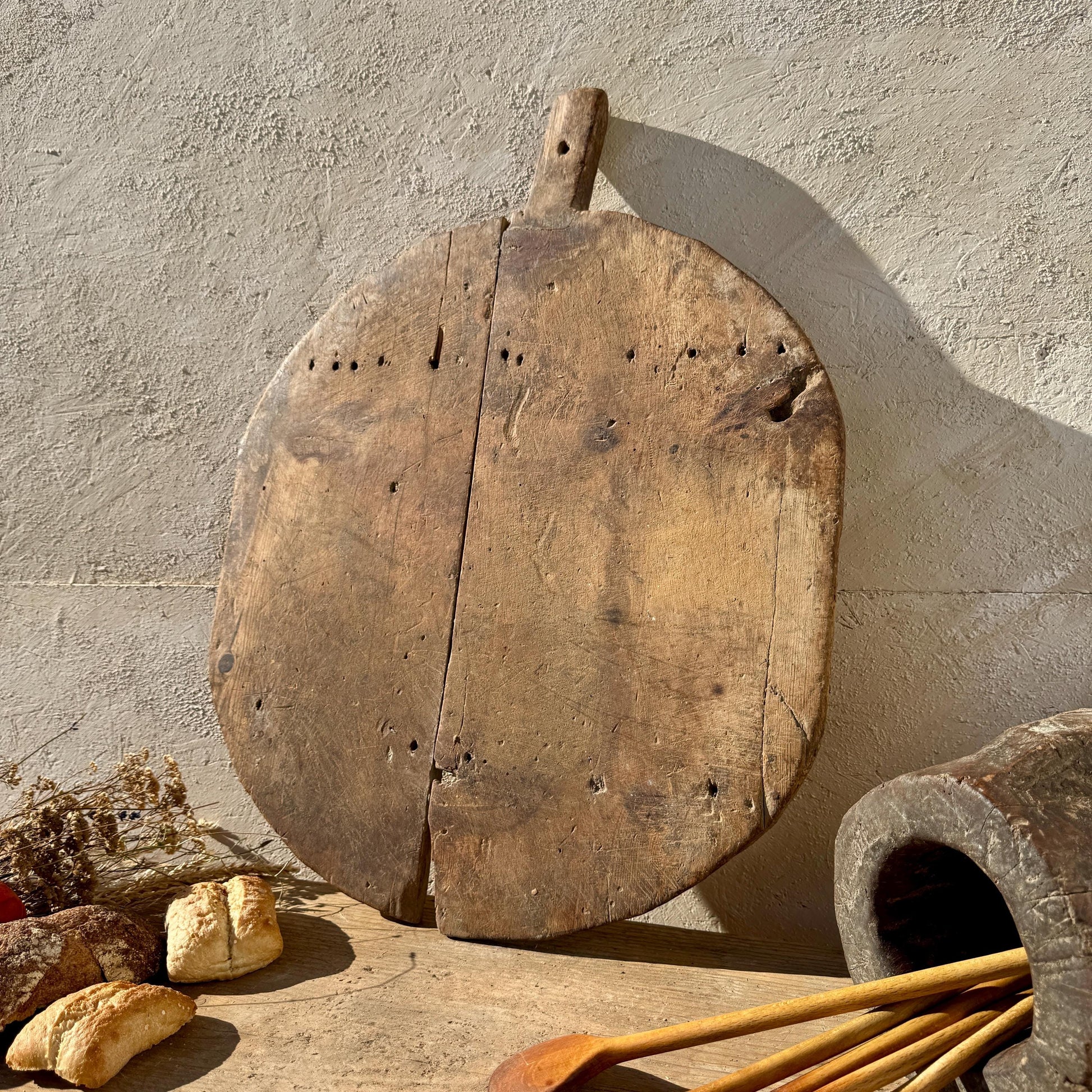 Vintage bread board, bread board, vintage cutting board, antique bread board,  antique cutting board, cutting board, primitive cutting board,  france bread board, antique butcher block, wabi sabi, vintage serving tray, old butcher block, cheese board