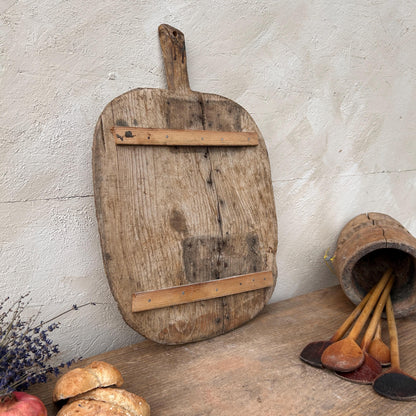 Vintage bread board, bread board, vintage cutting board, antique bread board,  antique cutting board, cutting board, primitive cutting board,  france bread board, antique butcher block, wabi sabi, vintage serving tray, old butcher block, cheese board